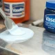 وازلین صنعتی برای محافظت از سطح فلزی در برابر رطوبت و زنگ زدگی
